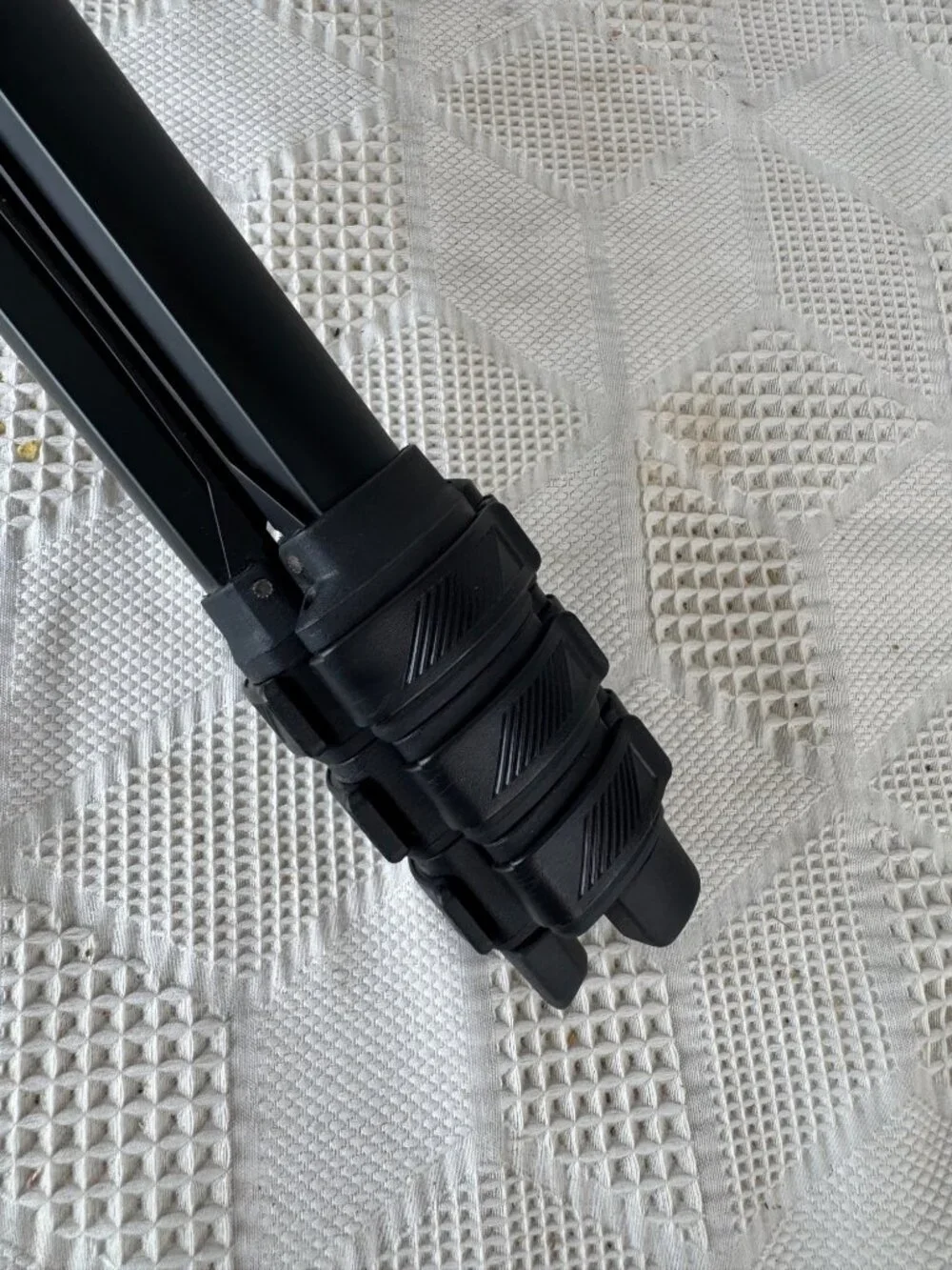Lightweight Black Camera Tripod w Adjustable Head & Quick Release Plate